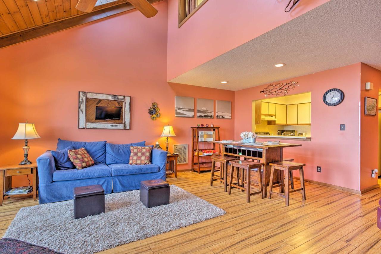 Pet-Friendly Beech Mountain Condo Steps To Slopes Bagian luar foto