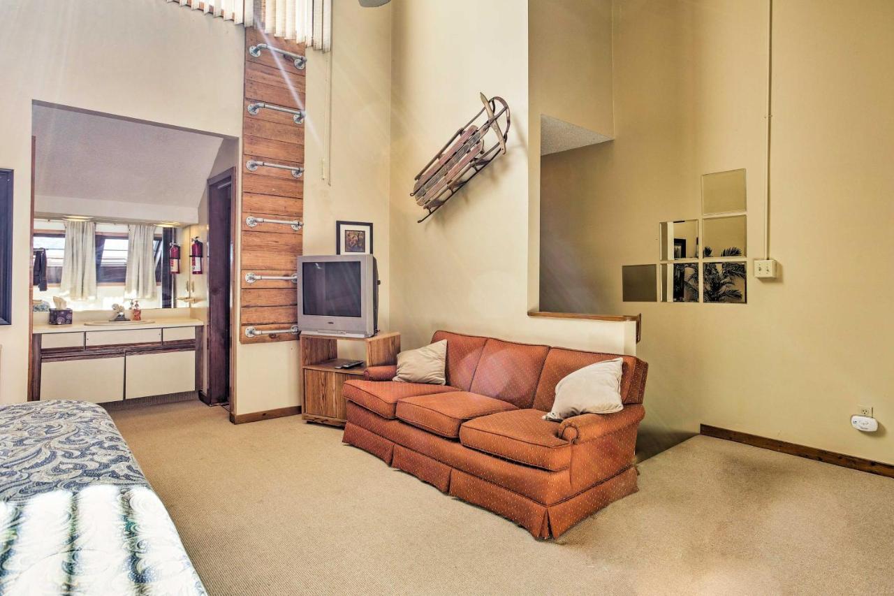 Pet-Friendly Beech Mountain Condo Steps To Slopes Bagian luar foto